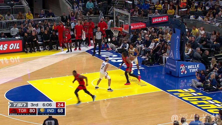 谢德妙传助攻 博伊尔斯双手暴扣 谢德妙传助攻 博伊尔斯双手暴扣